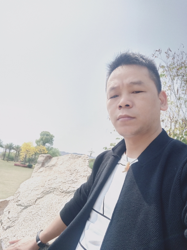 受伤的人的第一张照片--南平父母相亲团